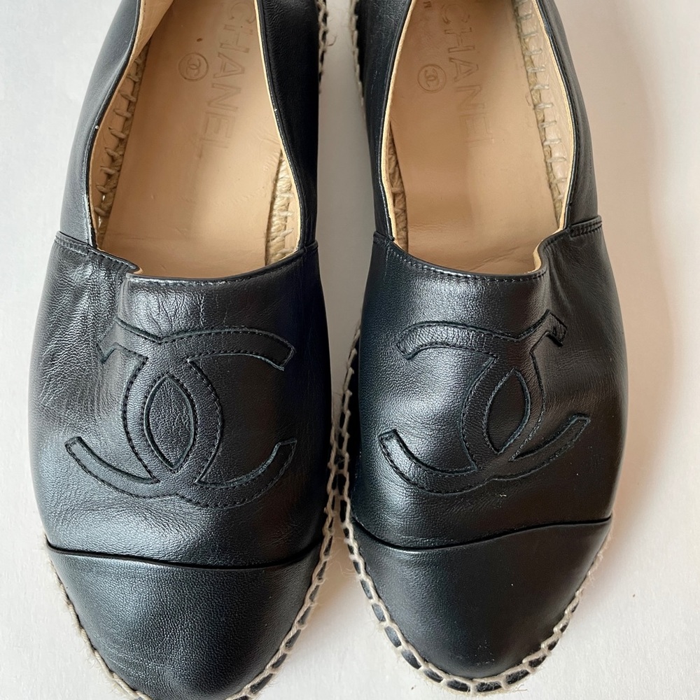 CHANEL Espadrilles